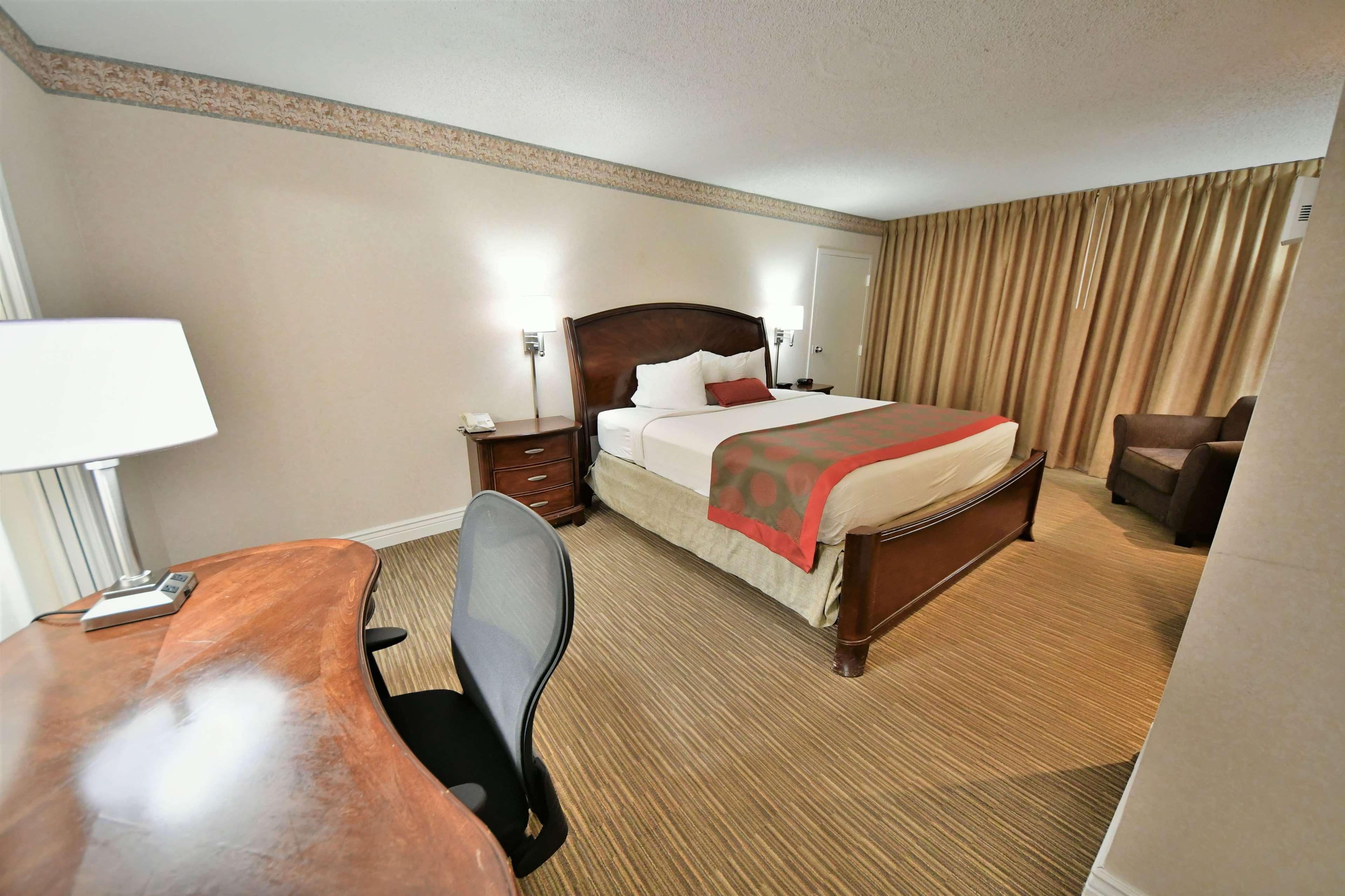 Ramada By Wyndham Jacksonville Hotel & Conference Center Eksteriør bilde