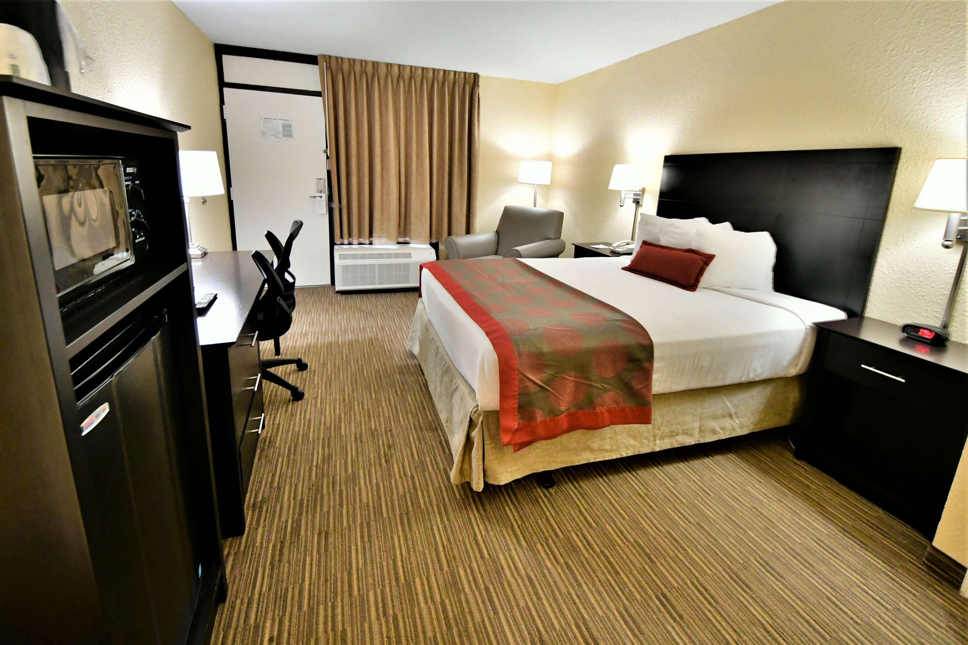 Ramada By Wyndham Jacksonville Hotel & Conference Center Eksteriør bilde