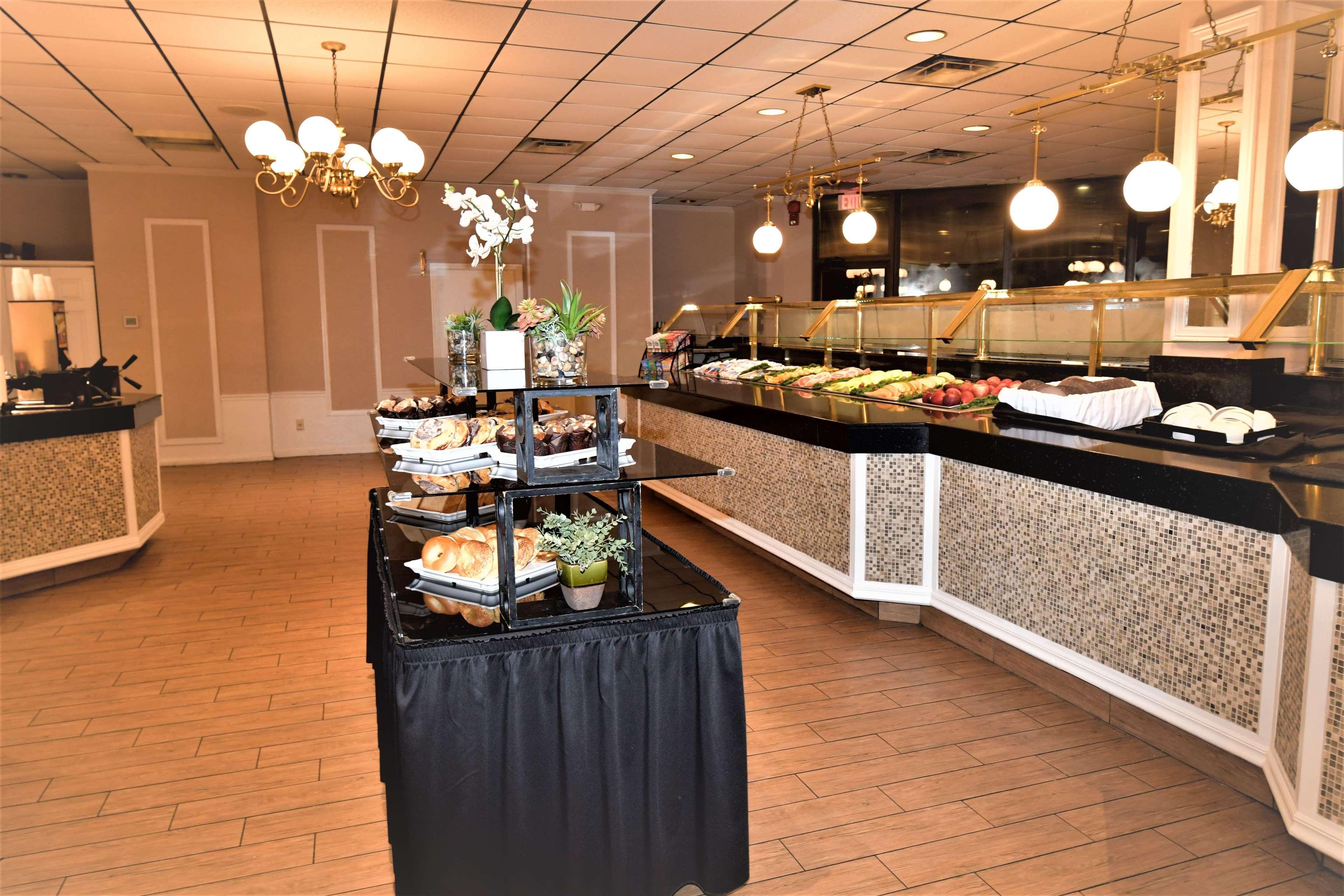 Ramada By Wyndham Jacksonville Hotel & Conference Center Eksteriør bilde