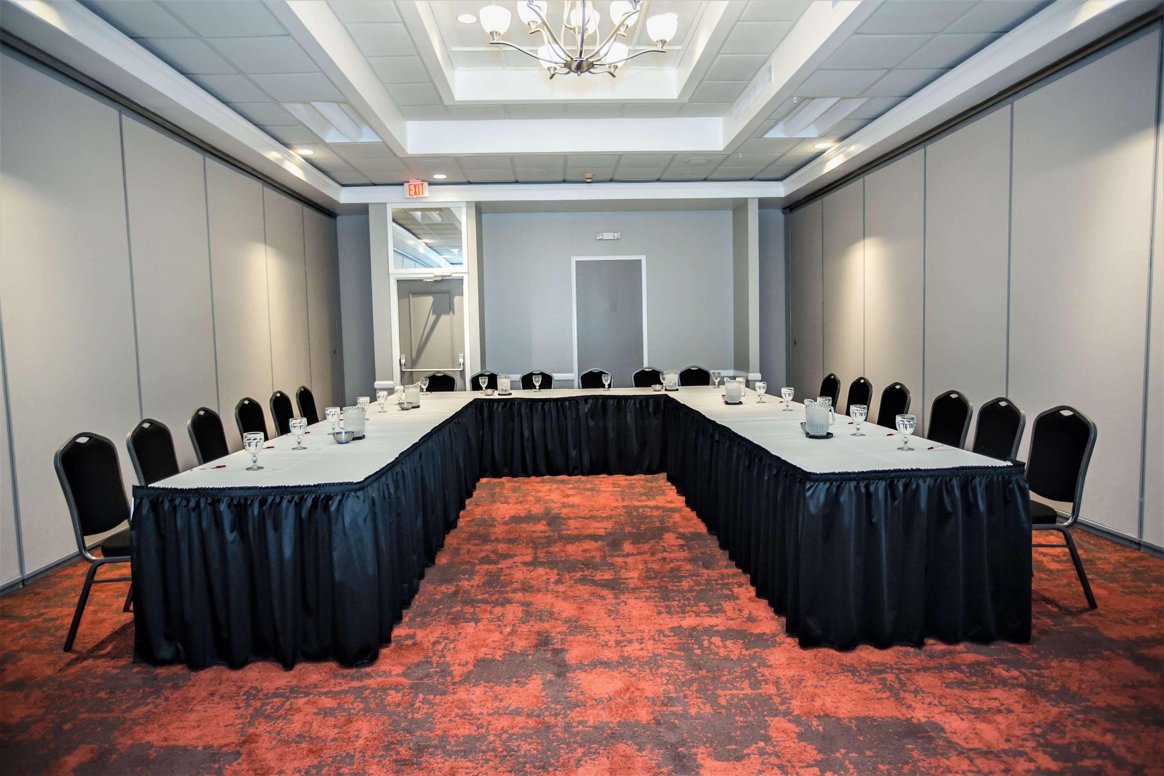 Ramada By Wyndham Jacksonville Hotel & Conference Center Eksteriør bilde