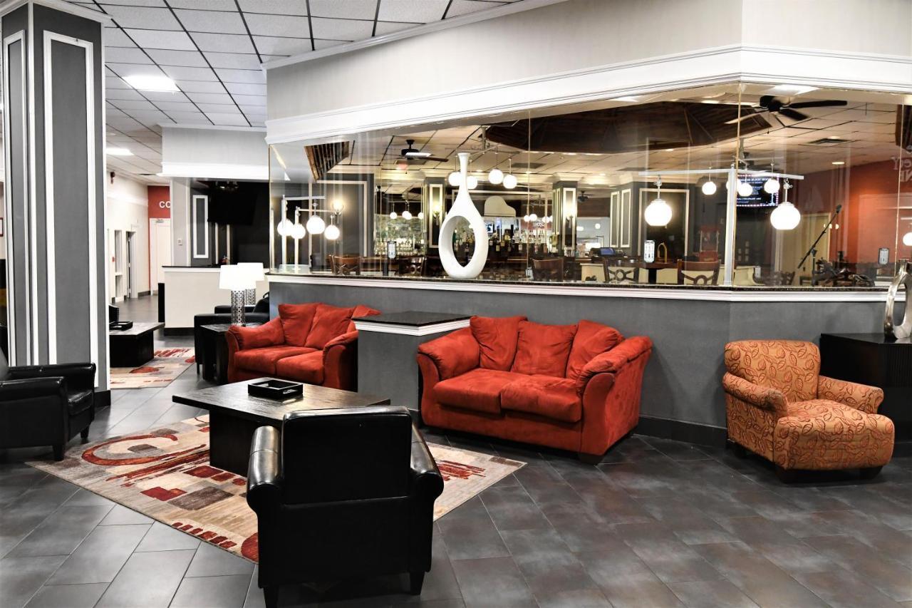 Ramada By Wyndham Jacksonville Hotel & Conference Center Eksteriør bilde